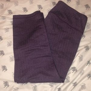 Old navy purple cropped leggings